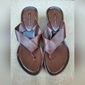 Nine West Women's  "Pool Party" Leather Sandles Size 7M Like New!